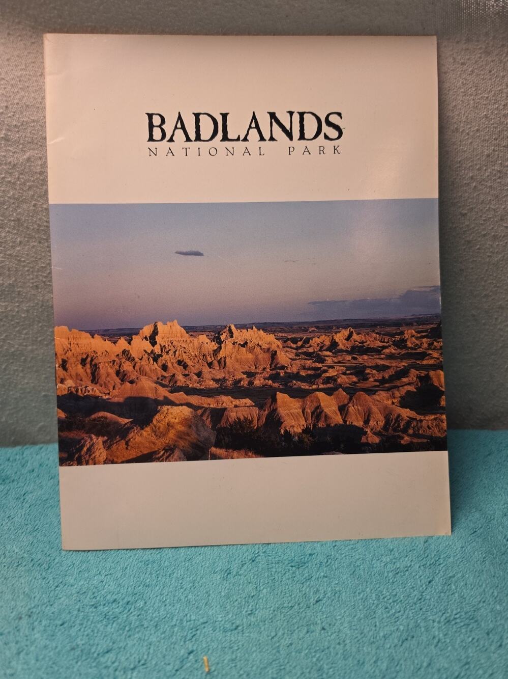 Badlands National Park South Dakota by Ruth Kirk 1983 Very RARE Excellent